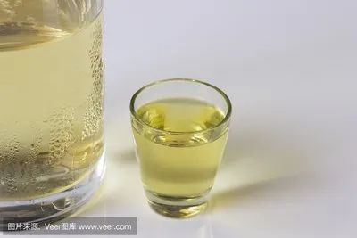 白酒回收平臺(tái)哪個(gè)好，這幾個(gè)重點(diǎn)你一定要知道！