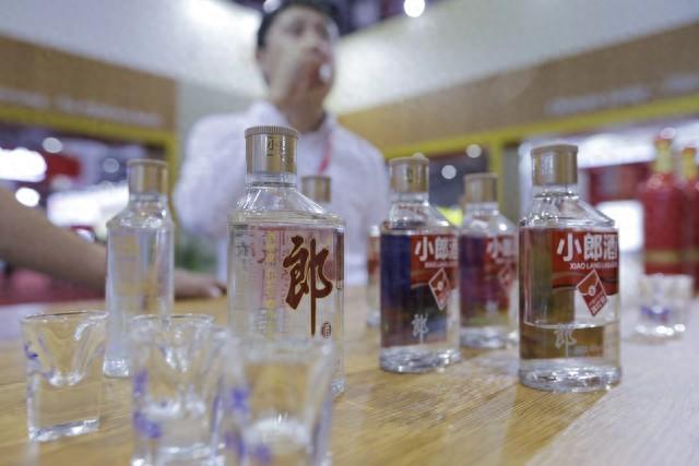 劍南春濃香型白酒多少錢一箱_濃香型白酒劍南春_劍南春46度濃香型白酒價格